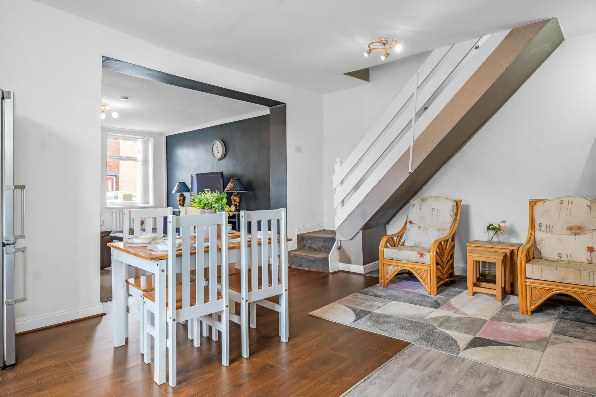 Rochdale 3 Bedroom House 2 Bath With Free Parking Sleeps 7 Eksteriør bilde